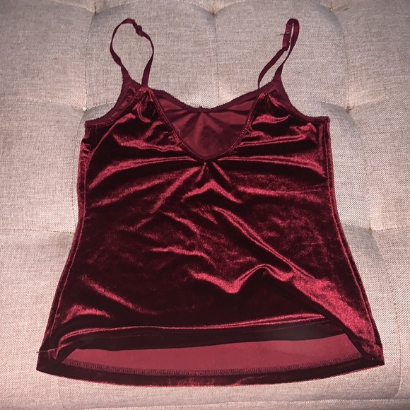 Garage velvet sleeveless top - Picture 2 of 2